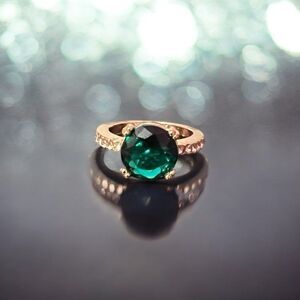 Emerald Color Cubic Zirconia Gold Tone Cocktail Ring Size 6